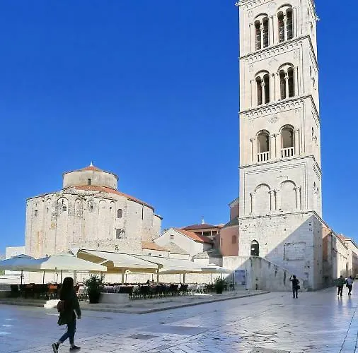 Gæstehus Neva Modern 4*